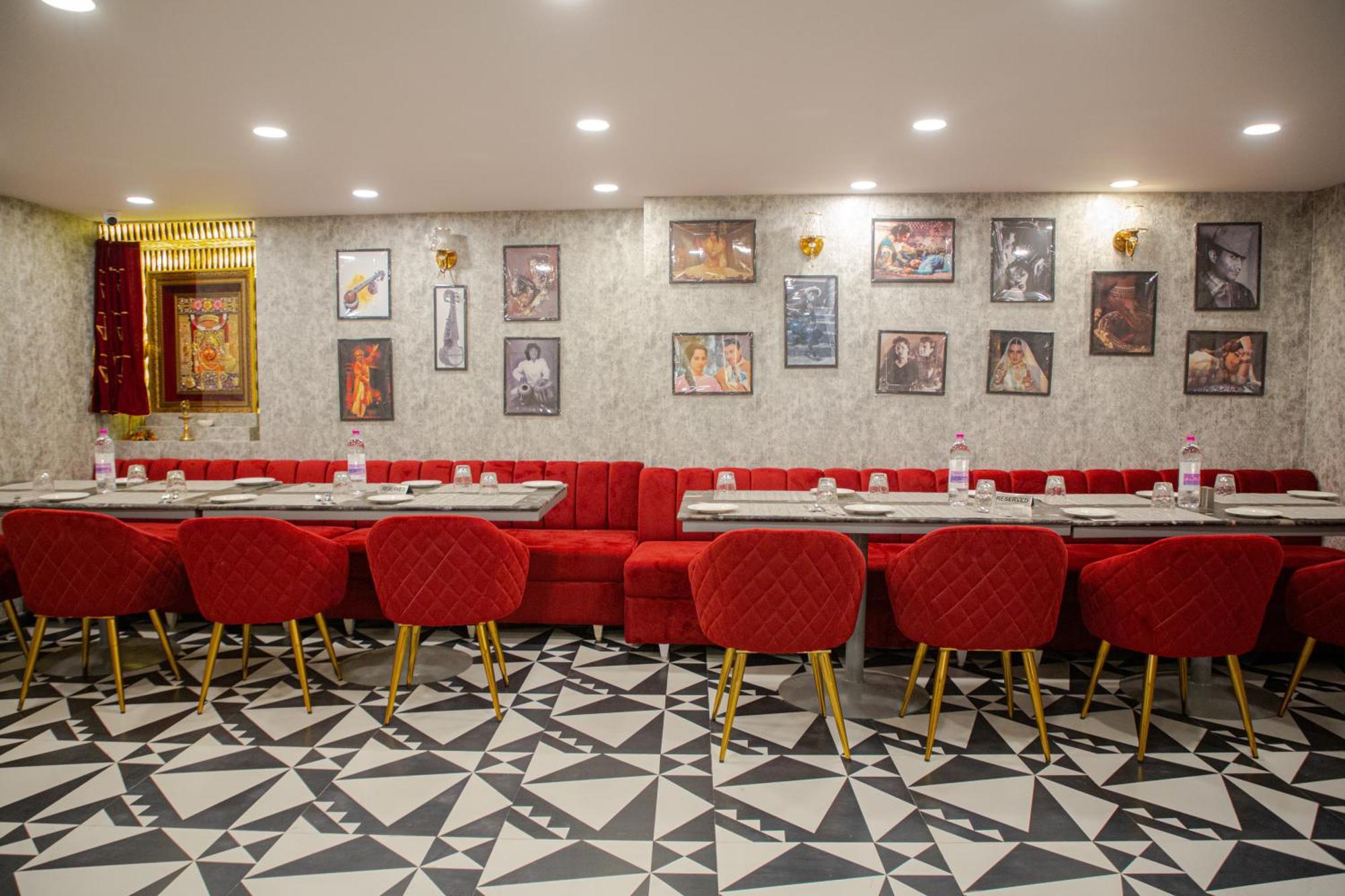 Pearl Courtyard Hotell Varanasi Eksteriør bilde