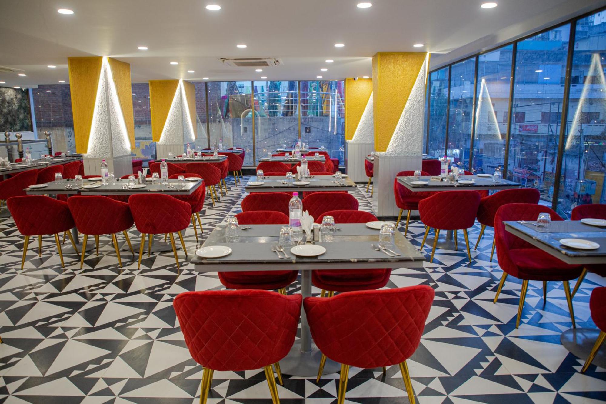 Pearl Courtyard Hotell Varanasi Eksteriør bilde